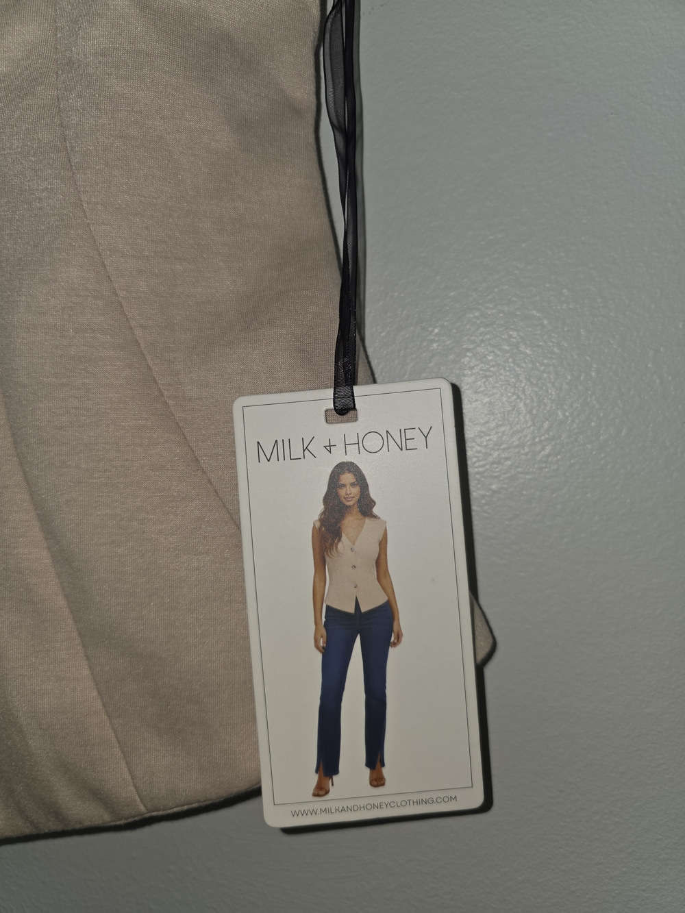 Mika & Gala Sleeveless Blush Button Vest - Picture 2 of 4